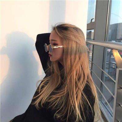 茜色世界中与君咏唱小米版下载